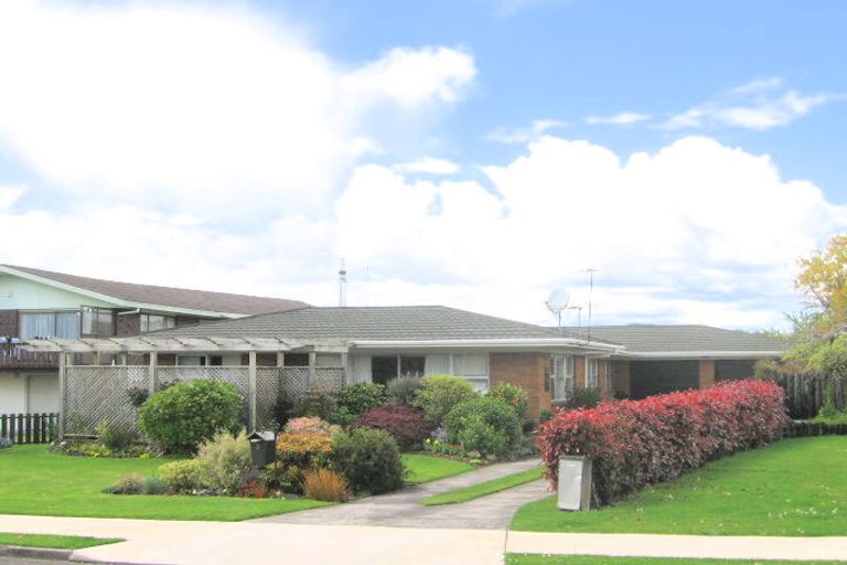 Photo of property in 3 Luxor Place, Pomare, Rotorua, 3015