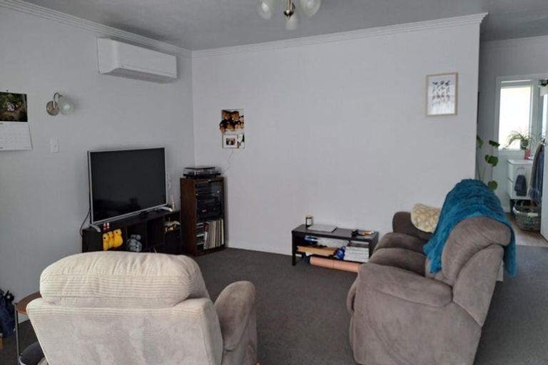 Photo of property in 3 Rosebank Avenue, Avalon, Lower Hutt, 5011