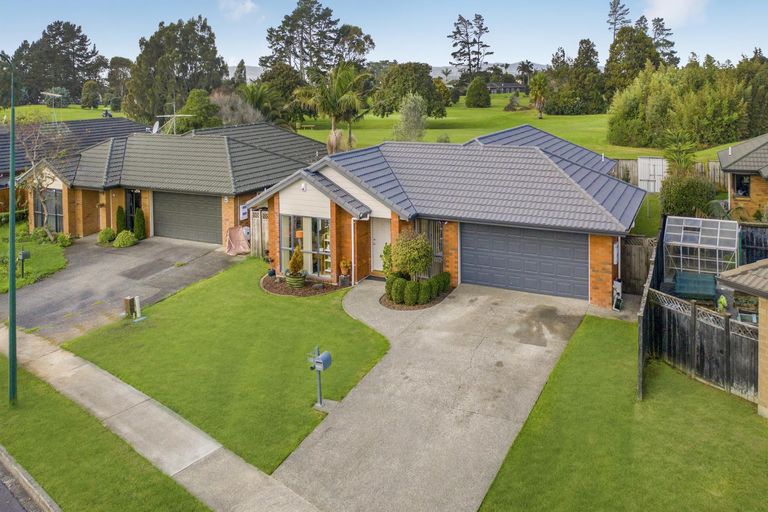 Photo of property in 30 Blackwood Drive, Wattle Downs, Auckland, 2103