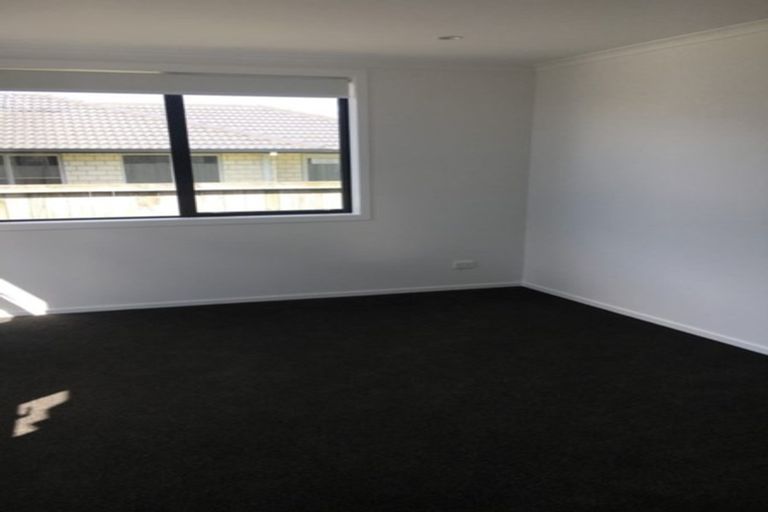 Photo of property in 37 Livingstone Drive, Papamoa Beach, Papamoa, 3118