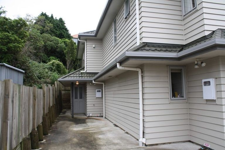 Photo of property in 116a Moorefield Road, Johnsonville, Wellington, 6037