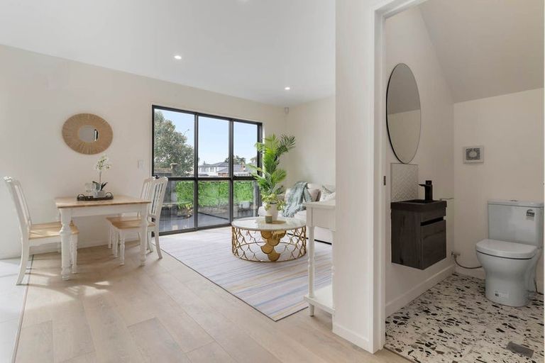 Photo of property in 48b Portadown Avenue, Pakuranga Heights, Auckland, 2010