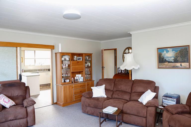Photo of property in 19 Towey Street, Holmes Hill, Oamaru, 9401