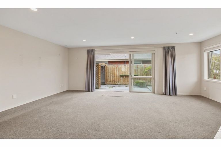 Photo of property in 29 Saltaire Street, North New Brighton, Christchurch, 8083