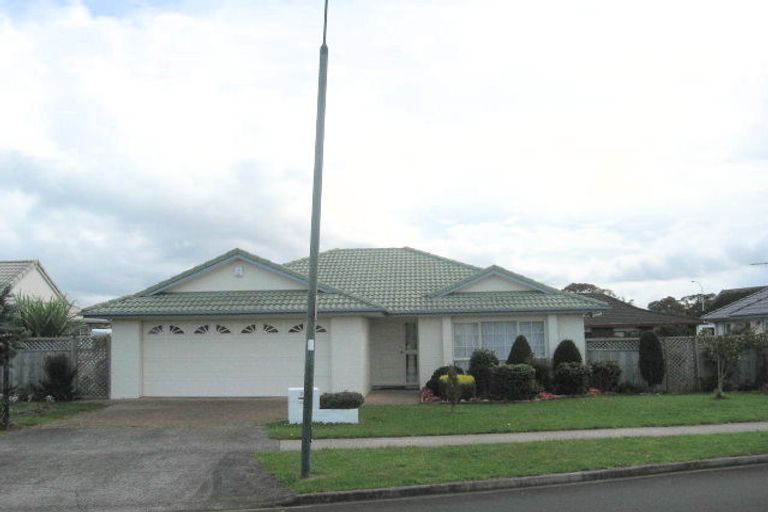 Photo of property in 25 Palmcrest Grove, Highland Park, Auckland, 2010