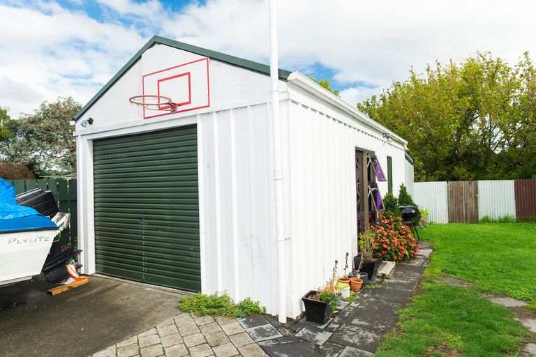 Photo of property in 1 Keiha Street, Riverdale, Gisborne, 4010