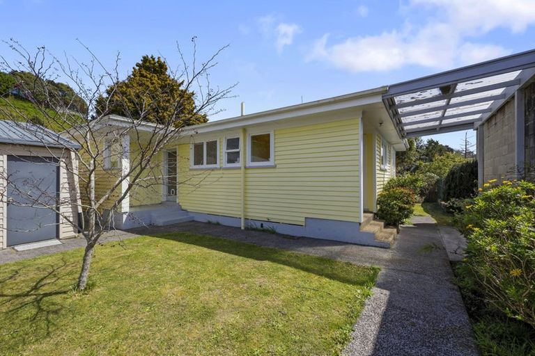 Photo of property in 34a Oranga Street, Marfell, New Plymouth, 4310