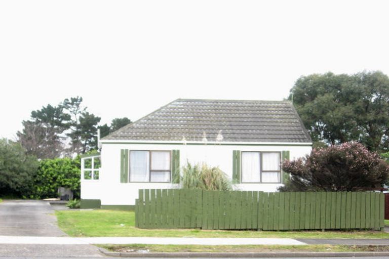 Photo of property in 218 Mahia Road, Weymouth, Auckland, 2103