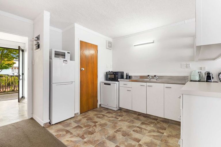 Photo of property in 1055 Pukaki Street, Rotorua, 3010