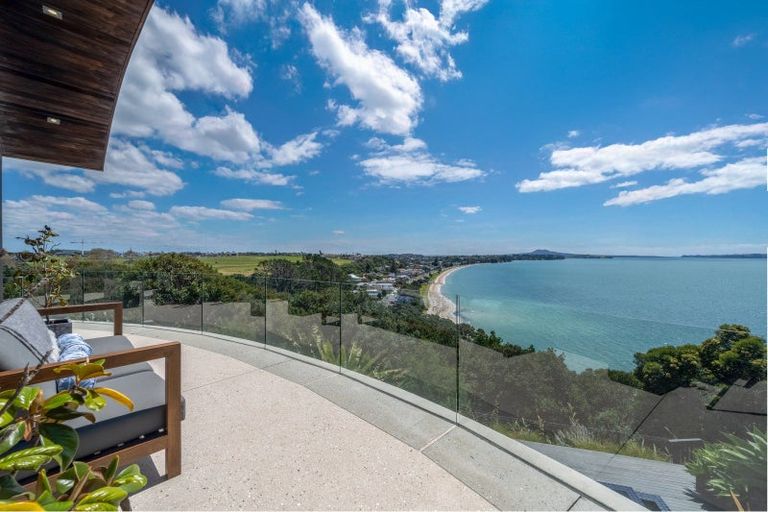 Photo of property in 1/285 Bleakhouse Road, Mellons Bay, Auckland, 2014