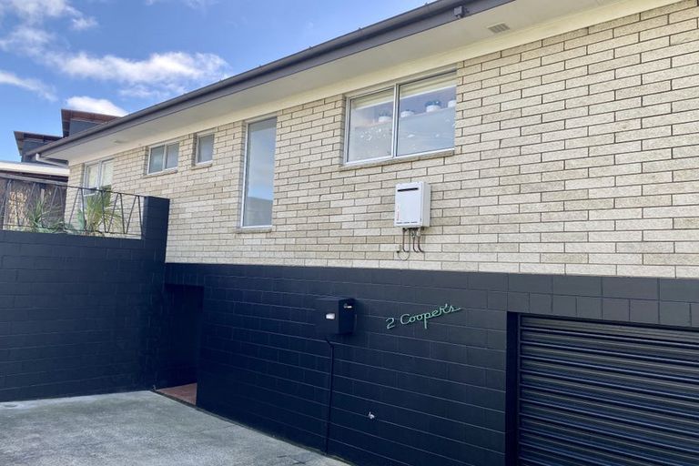 Photo of property in 2 Cooper Road, Stanmore Bay, Whangaparaoa, 0932