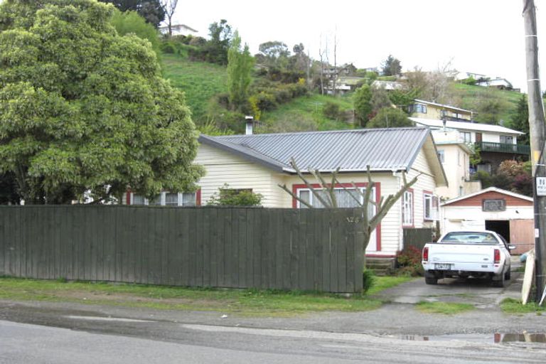 Photo of property in 125 Toi Toi Street, Toi Toi, Nelson, 7010