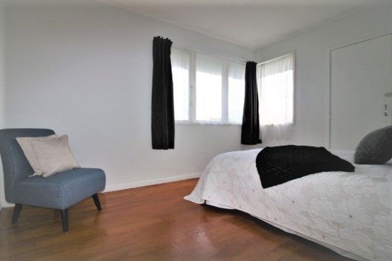 Photo of property in 15 Matai Street, Waiuku, 2123