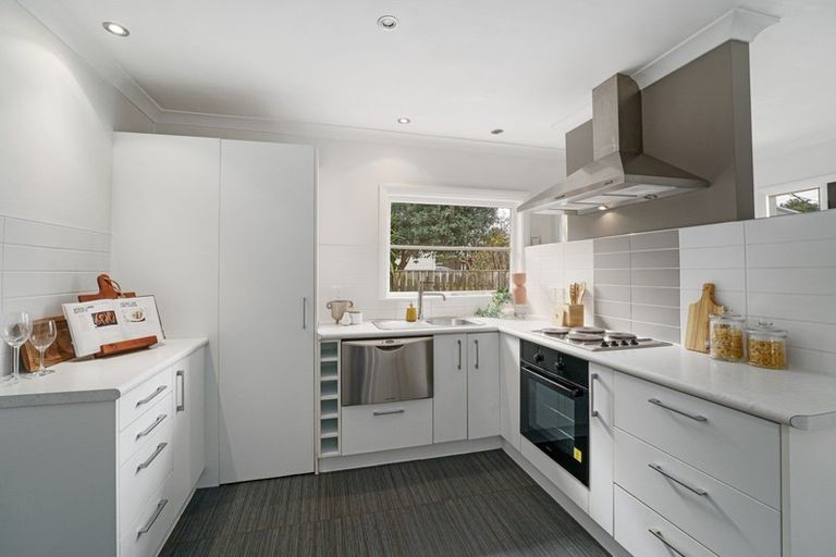 Photo of property in 9 Percival Road, Paraparaumu Beach, Paraparaumu, 5032