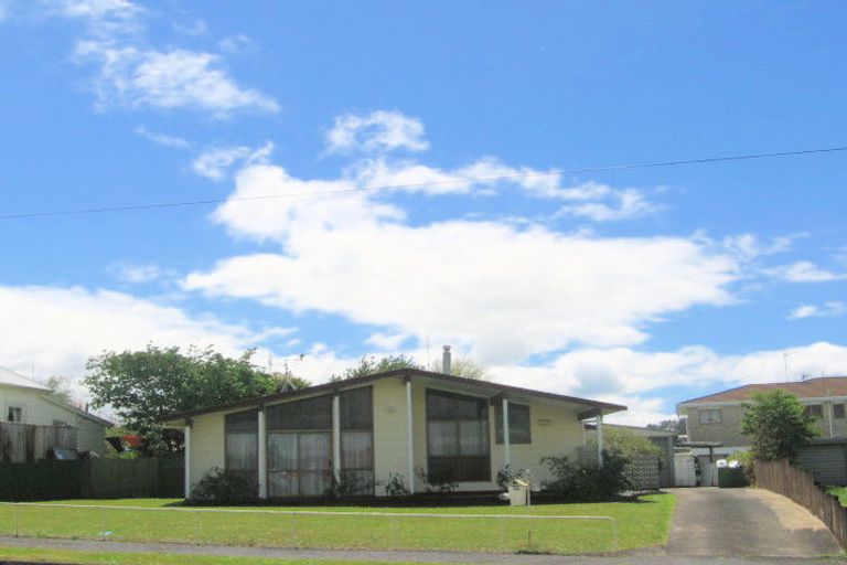 Photo of property in 17 Montrose Road, Waihi, 3610