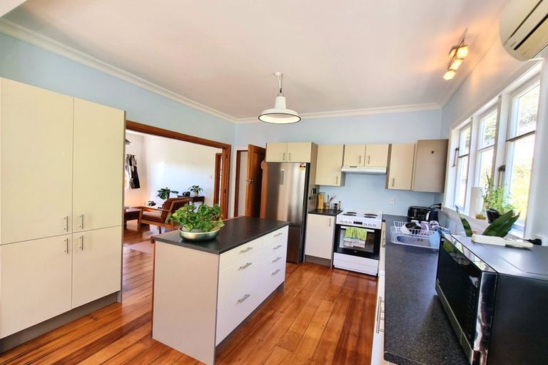 Photo of property in 28 Monowai Road, Johnsonville, Wellington, 6037
