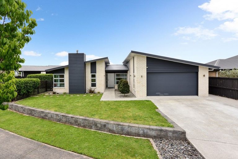 Photo of property in 42 Aquila Crescent, Rototuna North, Hamilton, 3210