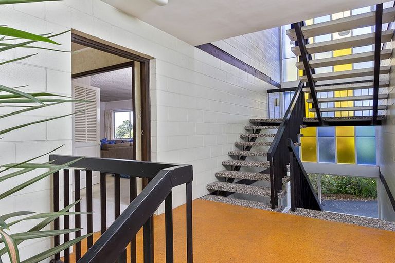 Photo of property in 3/34 Uxbridge Road, Mellons Bay, Auckland, 2014