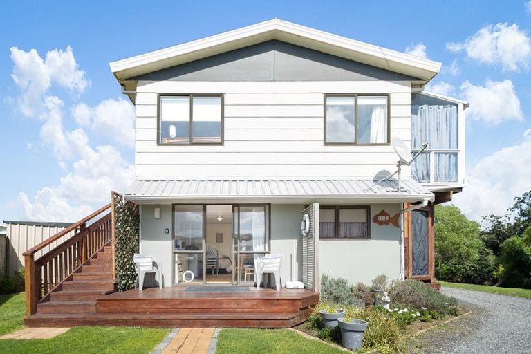 Photo of property in 266b Seaforth Road, Waihi Beach, 3611