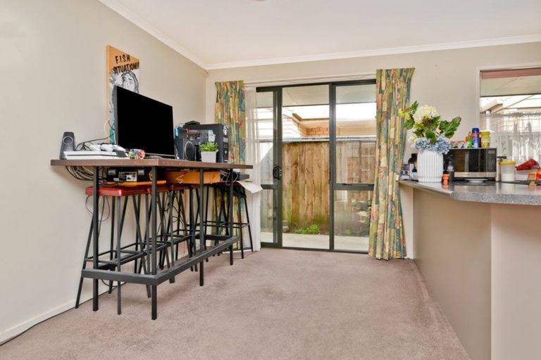 Photo of property in 21 Paterson Street, Frankton, Hamilton, 3204