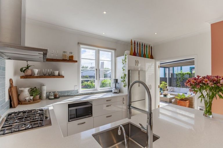 Photo of property in 706 Methuen Street, Saint Leonards, Hastings, 4120