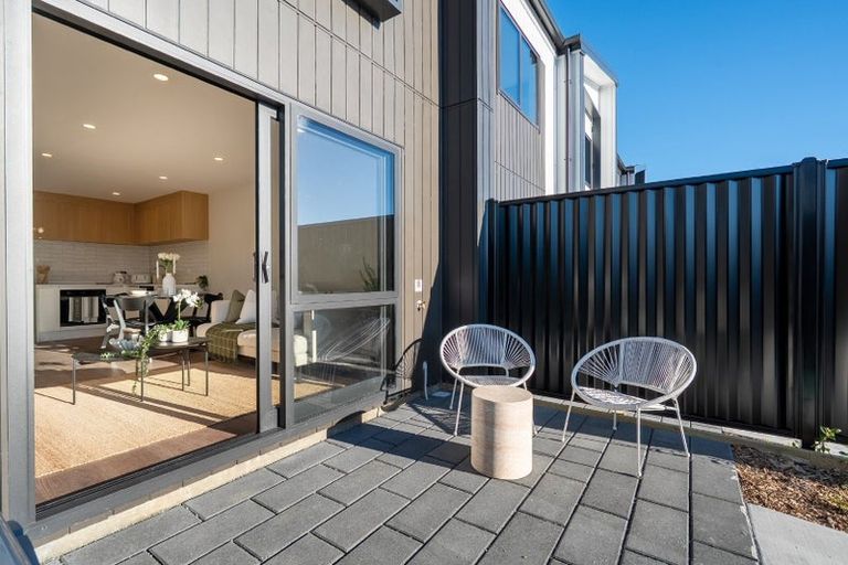 Photo of property in 3/4 Limestone Drive, Hobsonville, Auckland, 0616