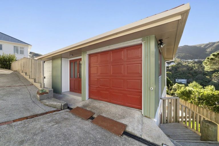 Photo of property in 8 Karamu Street, Ngaio, Wellington, 6035