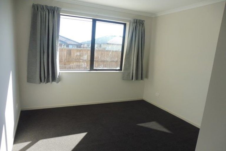 Photo of property in 2 Waikai Close, Ruakura, Hamilton, 3214