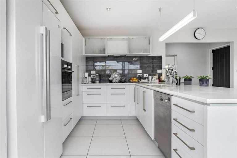 Photo of property in 1 Jude Way, Brookfield, Tauranga, 3110