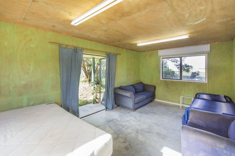 Photo of property in 5 Ripiro Drive, Baylys Beach, Dargaville, 0377