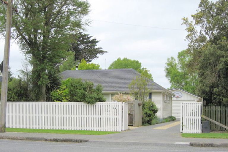 Photo of property in 144 East Belt, Rangiora, 7400
