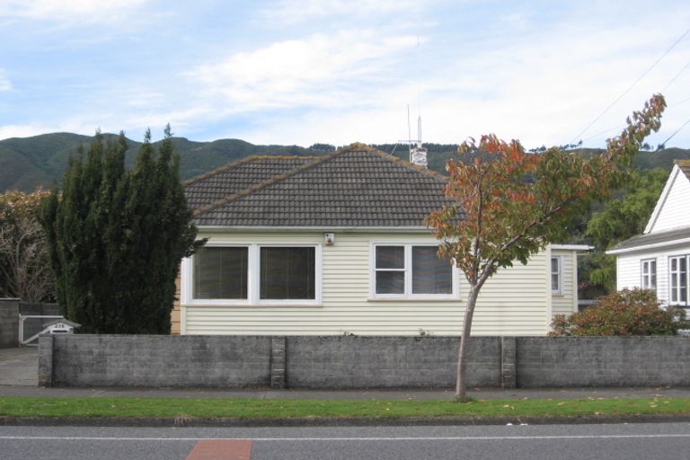 Photo of property in 216 Naenae Road, Naenae, Lower Hutt, 5011