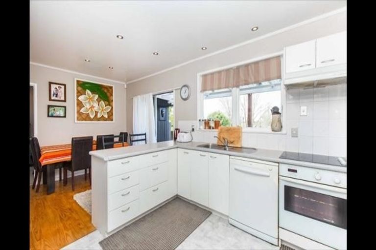 Photo of property in 5 Valencia Place, Manurewa, Auckland, 2102