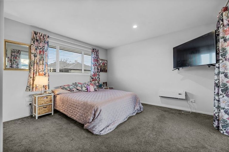 Photo of property in 14 Shortland Street, Wainoni, Christchurch, 8061