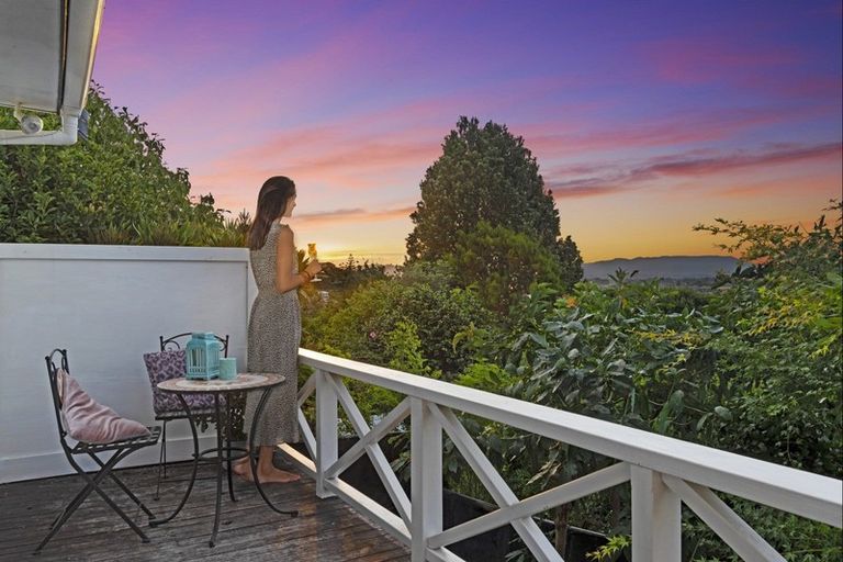 Photo of property in 33 Brookfield Terrace, Brookfield, Tauranga, 3110