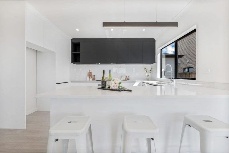 Photo of property in 36 Drumconnell Drive, Flat Bush, Auckland, 2019