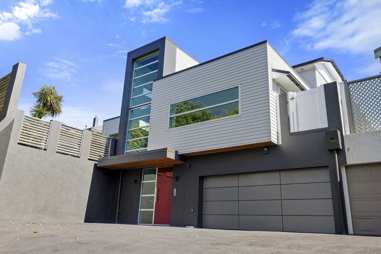 Photo of property in 374 Devon Street West, Lynmouth, New Plymouth, 4310