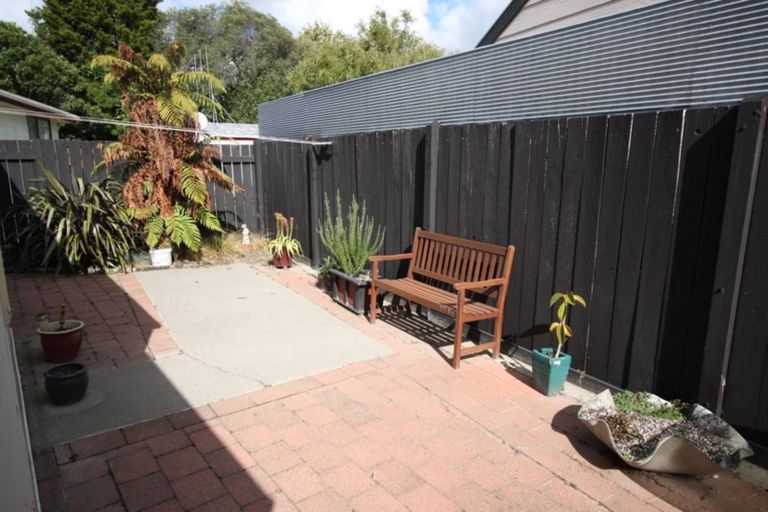Photo of property in 11 Newton Place, Westbrook, Palmerston North, 4412