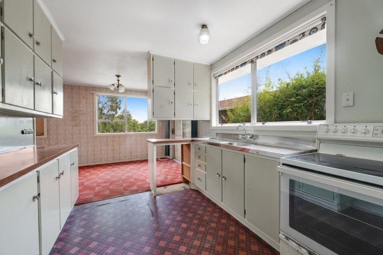 Photo of property in 120 Gills Road, Bucklands Beach, Auckland, 2014