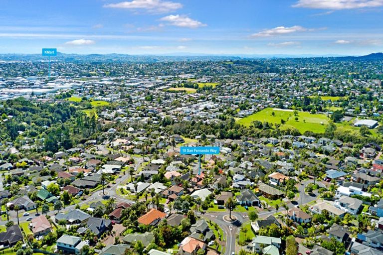 Photo of property in 10 San Fernando Way, Henderson, Auckland, 0612