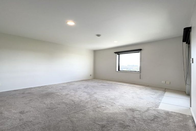 Photo of property in 26/4e Collins Street, Takapuna, Auckland, 0622