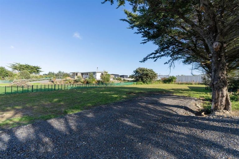 Photo of property in 11 Via Aroha, Waitarere Beach, Levin, 5510