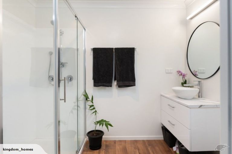 Photo of property in 16 Antrim Glade, Welcome Bay, Tauranga, 3175