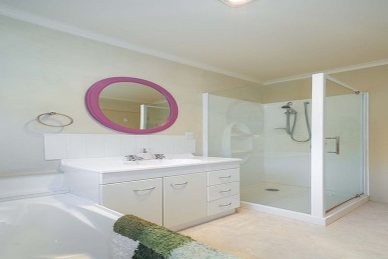 Photo of property in 27 Puriri Street, Te Aroha, 3320