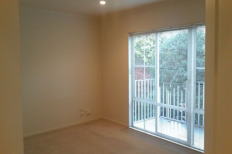 Photo of property in 1/1 Kurupae Road, Hilltop, Taupo, 3330