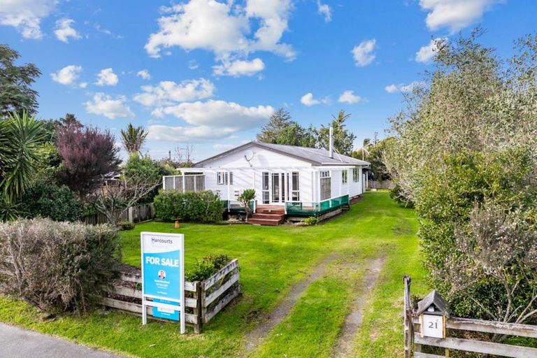 Photo of property in 21 Moir Street, Mangawhai, 0505