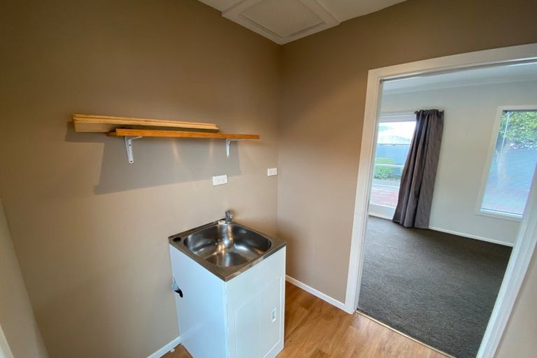 Photo of property in 69 Liverton Crescent, Bishopdale, Christchurch, 8053