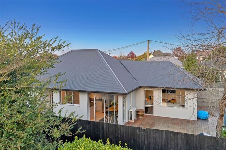 Photo of property in 147 Hamilton Avenue, Ilam, Christchurch, 8041