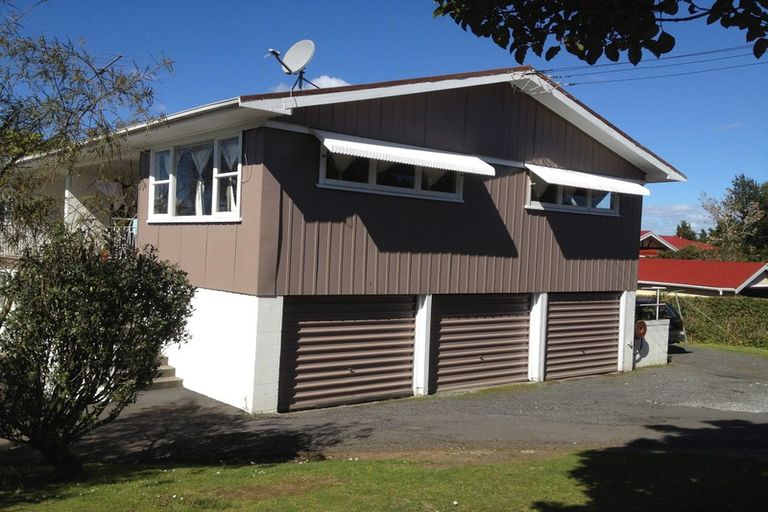 Photo of property in 3/17 Wheturangi Road, Greenlane, Auckland, 1051