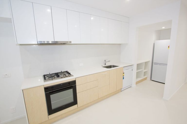 Photo of property in 13 Happeace Lane, Titirangi, Auckland, 0604